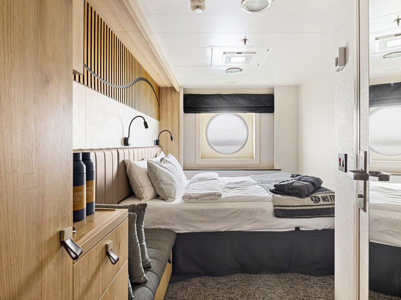 Polar Outside | Outside Cabin